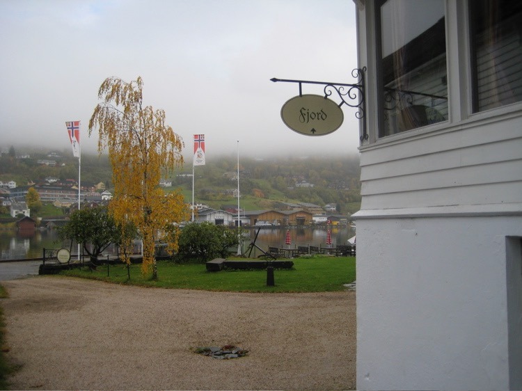 “Waiting Room” by Maggie&nbsp;Yuan