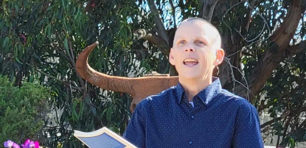 “I was in a story and I wrote the story down”: An Interview with Ginger&nbsp;Hendrix